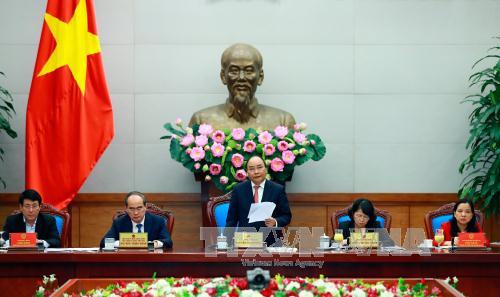 Thủ tướng: Khen thưởng phải hướng vào người lao động trực tiếp 